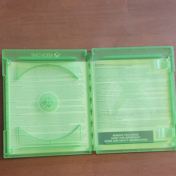 Used Microsoft XBOX ONE Call of Duty Black Ops III COD w/Nuketown Bonus Map - Picture 5 of 6